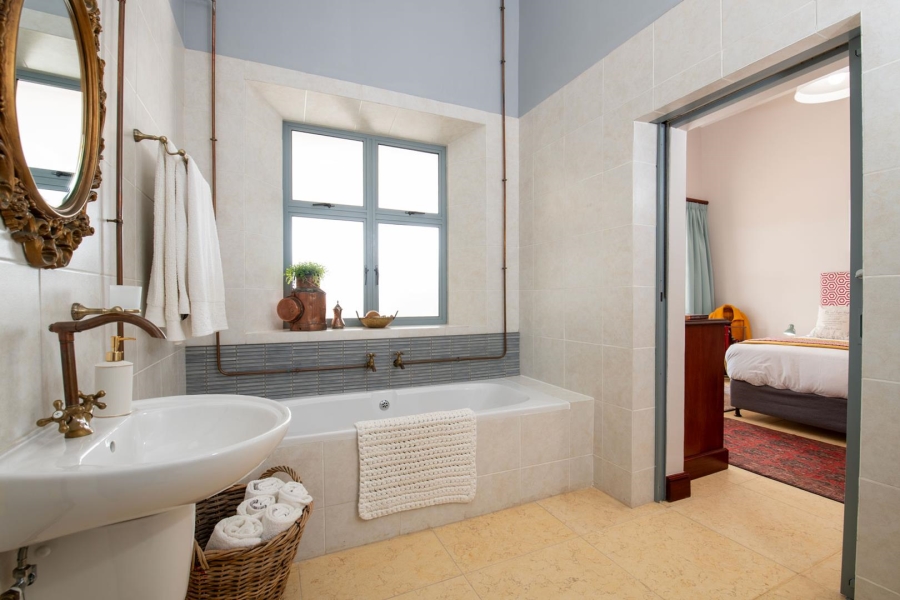 7 Bedroom Property for Sale in Montagu Western Cape